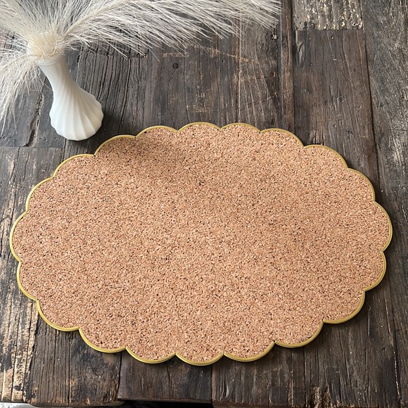 VINTAGE capiz shell placemats - with coasters, embroidered napkins, napkin rings - Picture 4 of 11